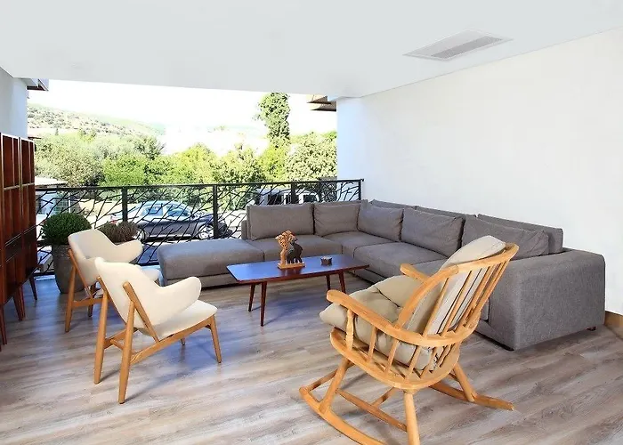 Eskiceshme Marina (adults Only)