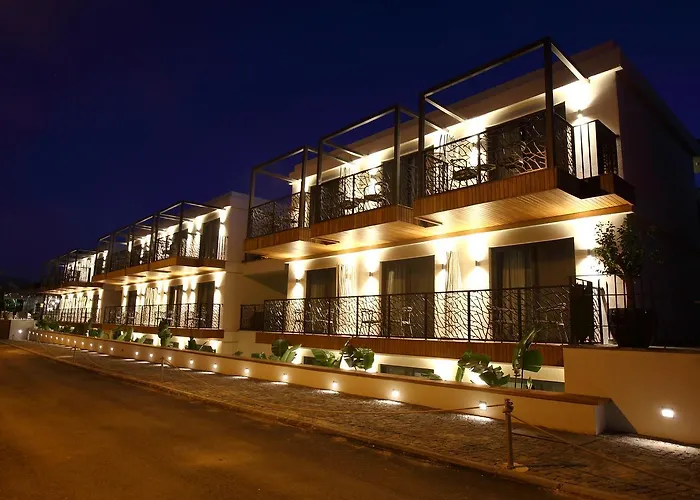 מלון Eskiceshme Marina (adults Only)