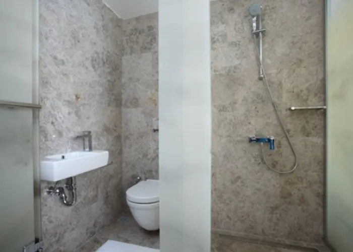 Otel Eskiceshme Marina (adults Only)