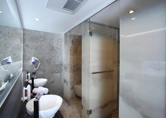 Hotell Eskiceshme Marina (adults Only) 2*