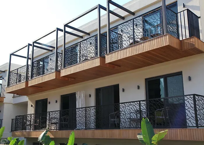 Hotell Eskiceshme Marina (adults Only) 2*