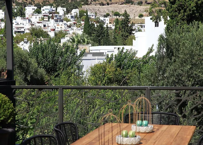 Hotell Eskiceshme Marina (adults Only) 2*