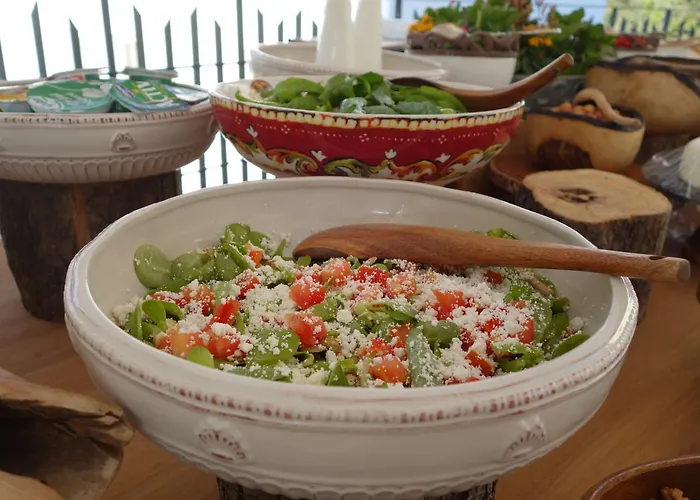 Hotell Eskiceshme Marina (adults Only) 2*