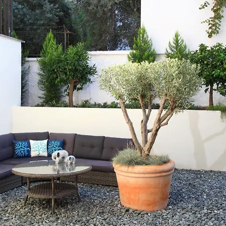 فندق Eskiceshme Marina (adults Only) 2*