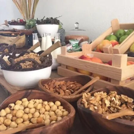 فندق Eskiceshme Marina (adults Only) 2*