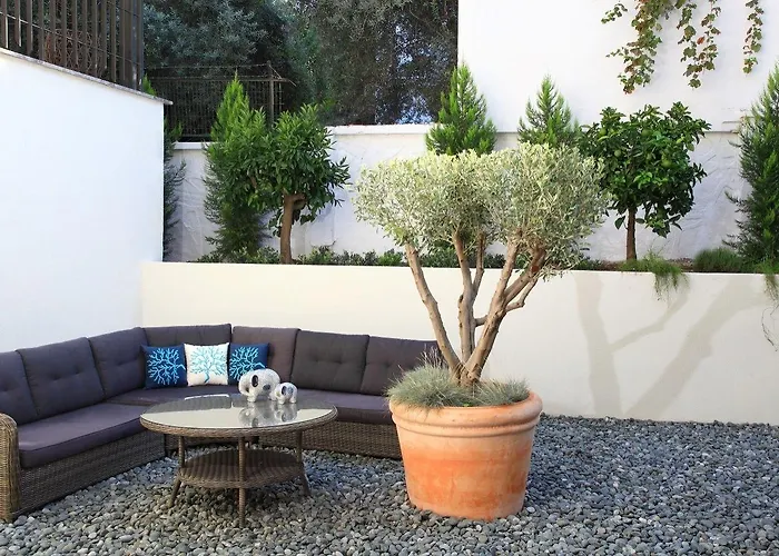 Hotel Eskiceshme Marina (adults Only) 2*